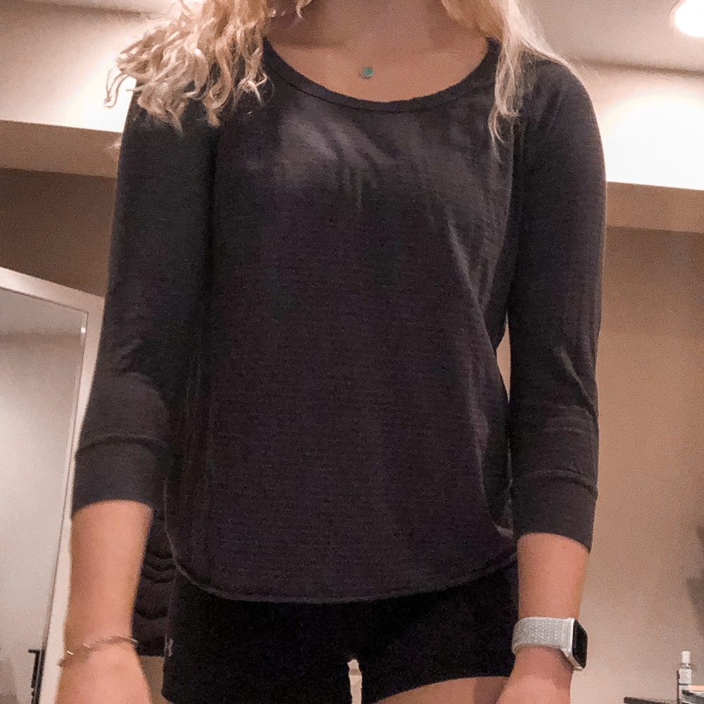 3/4 sleeve striped shirt